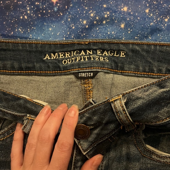 American Eagle Outfitters Stretch Tomgirl Denim Shorts 6R - Picture 3 of 3